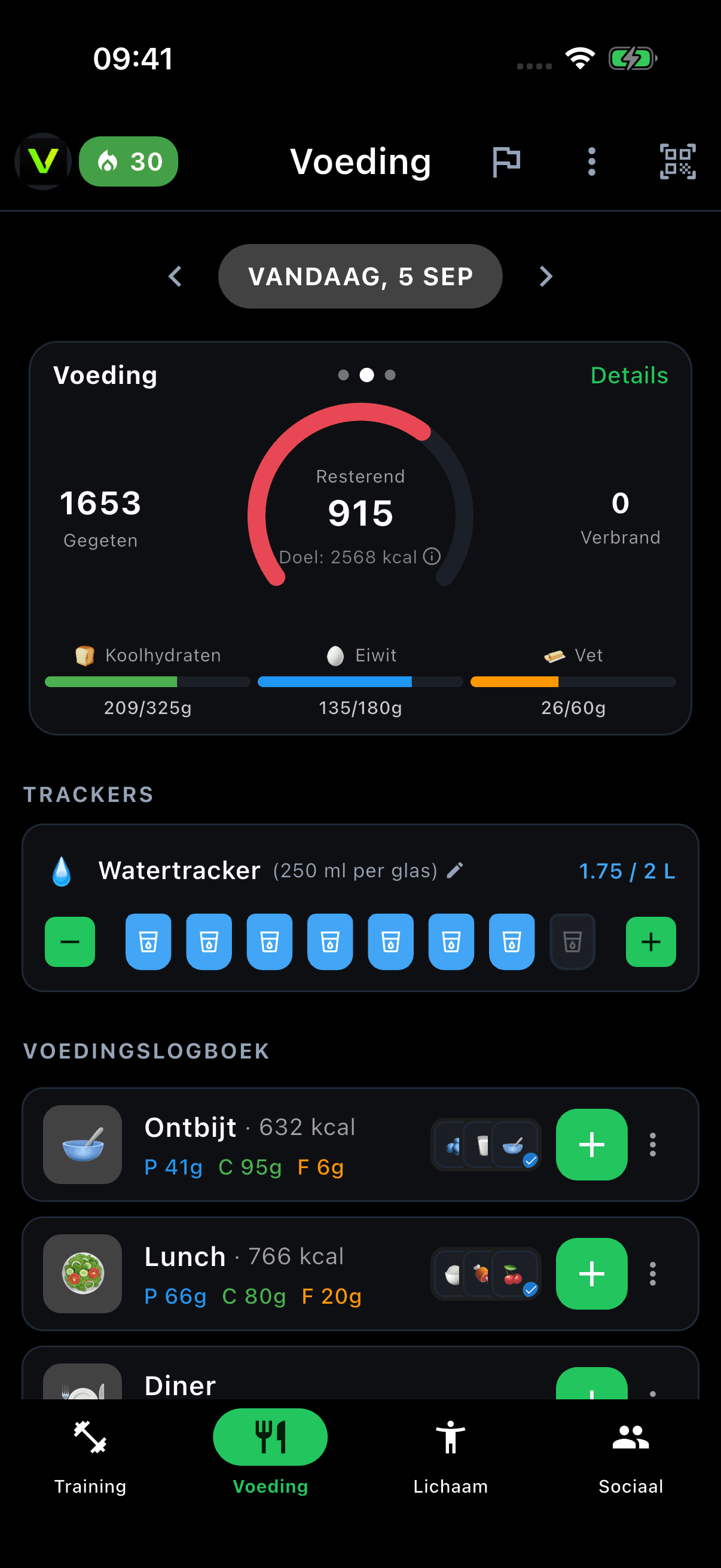 Voedingsdagboek met calorieën, macro’s en water in Vytrix
